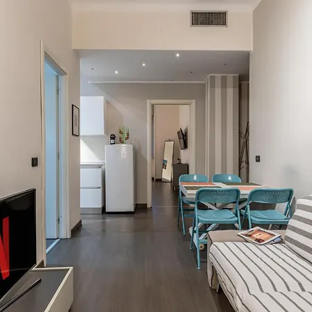 Sant' Ambrogio Flat 아파트 *
