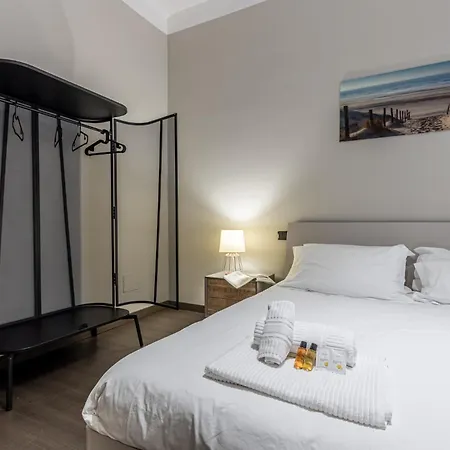 아파트 Sant' Ambrogio Flat