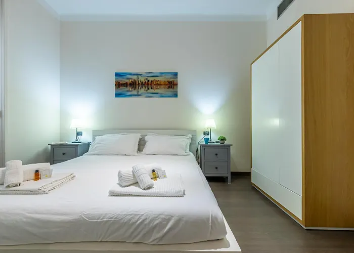 Sant' Ambrogio Flat Апартаменты *