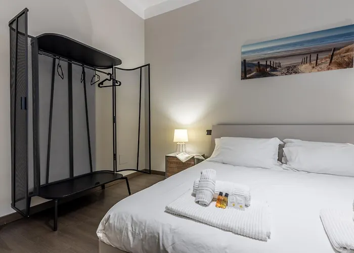 Апартаменты Sant' Ambrogio Flat