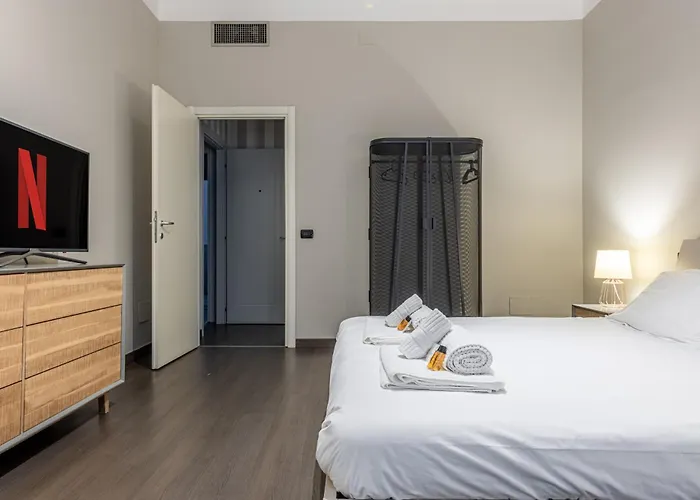 Sant' Ambrogio Flat Апартаменты *