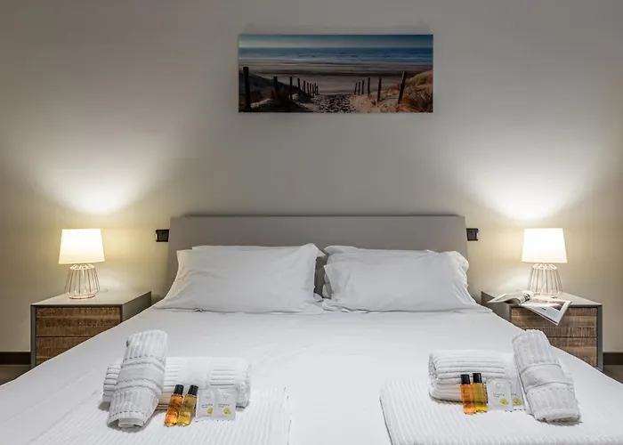 Sant' Ambrogio Flat Апартаменты *