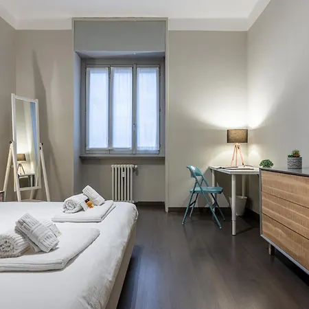 公寓 Sant' Ambrogio Flat